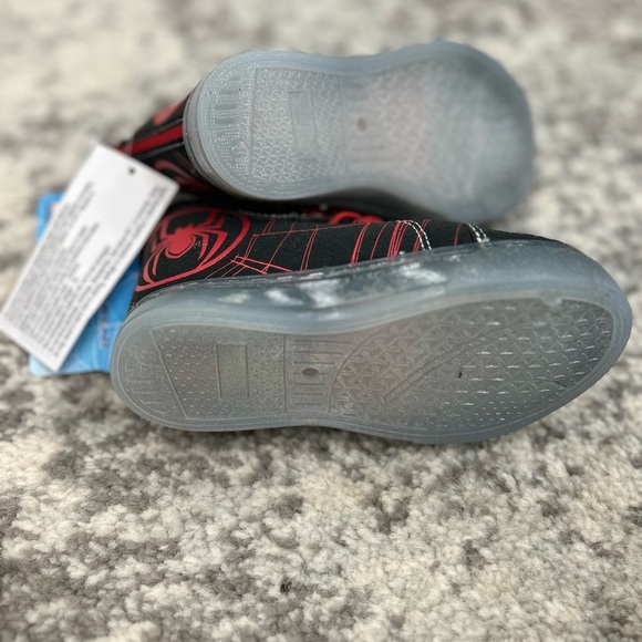 Spider-Man Black and Red High-Top Sneakers - Picture 3 of 4